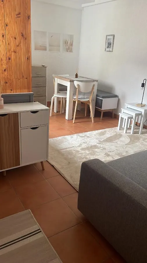 Studio Cosy Auron 0*,  France